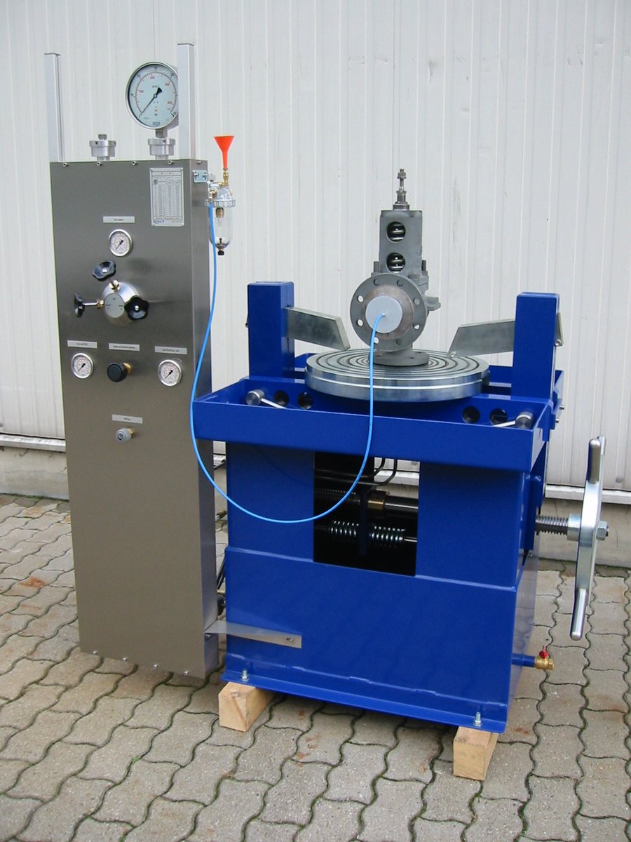 METRUS SVM 20/400 high-pressure test bench