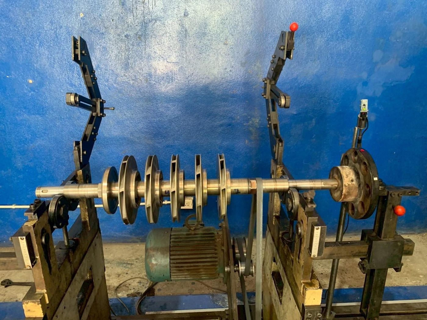 Impeller rotor run-out